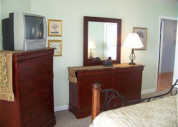 Surfmaster 207 - Bedroom 1