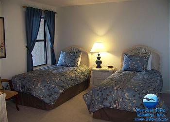 Surfmaster 804 - Bedroom 2