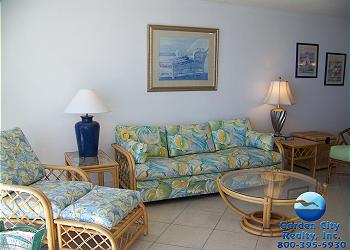 Surfmaster 804 - Living Area