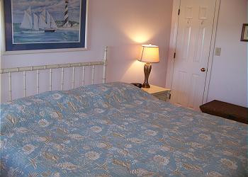 M1106-Bedroom