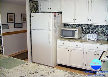 Horizon East 301 - Kitchen