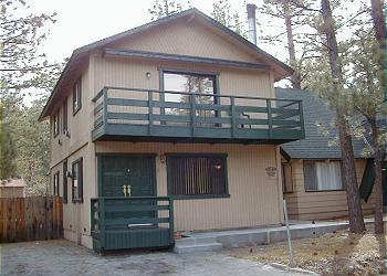 Big Bear Cabin / Bungalow rental - Exterior Photo - View From Street