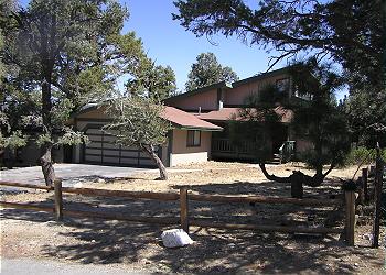 Big Bear Cabin / Bungalow rental - Exterior Photo - View from the Street in the Late Afternoon