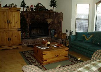 Big Bear Cabin / Bungalow rental - Interior Photo - Living Room