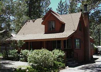 Big Bear Cabin / Bungalow rental - Exterior Photo - View of House from Street