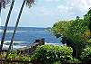 The Cottage is just a stone's throw from the ocean -- lovely Kapoho Bay beckons!