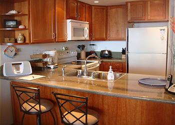 Lahaina Condominium rental - Exterior Photo - Kitchen