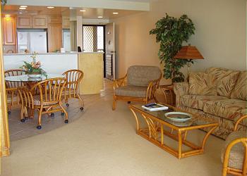 Lahaina Condominium rental - Interior Photo - Entry