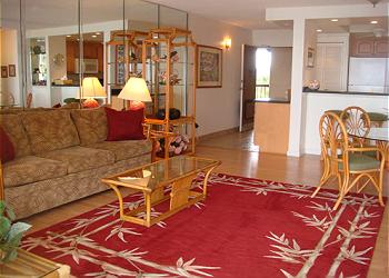 Lahaina Condominium rental - Interior Photo - Entry