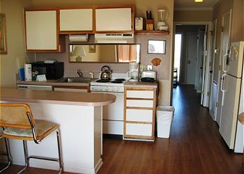 Isle of Palms Condominium rental - Interior Photo - Kitchen