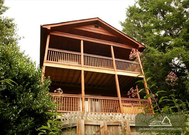 NAUGHTY BY NATURE, East 321, 1 bedroom