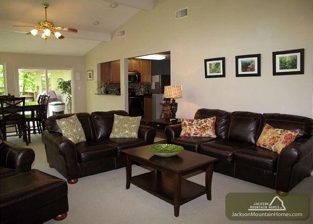 RIVER COTTAGE, Downtown, 3 bedroom
