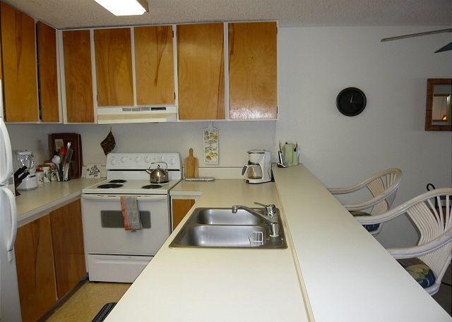 Fully equipped kitchen.