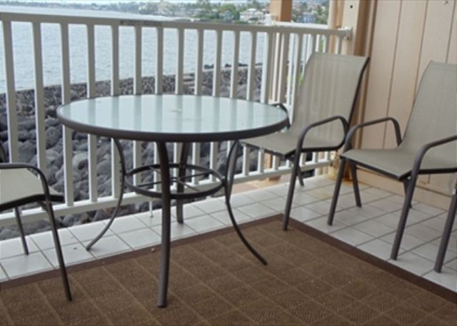 Ocean Front Lanai