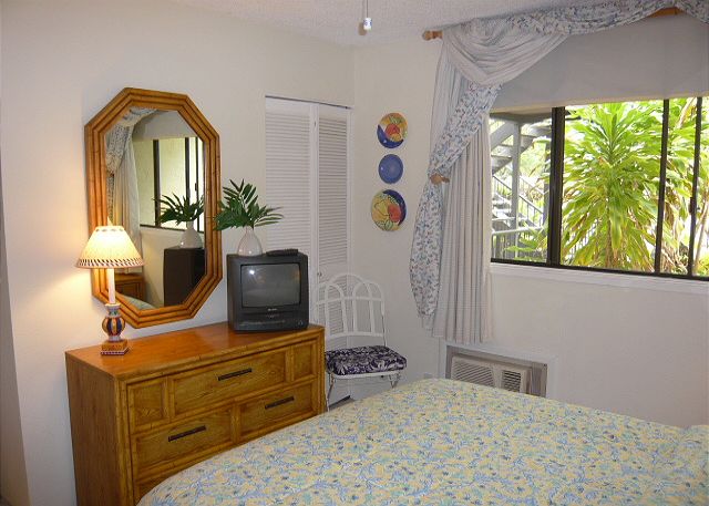 Second bedroom