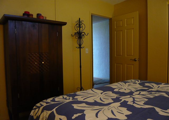 Bedroom with a queen bed.