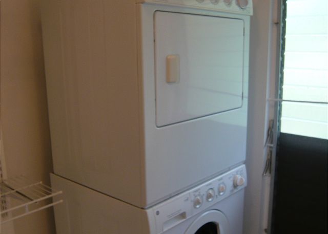 Full sized washer/dryer in the condo.