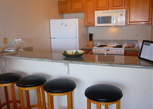 Fully equipped kitchen.