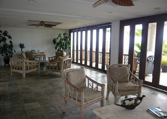 Great room with an ocean front view!