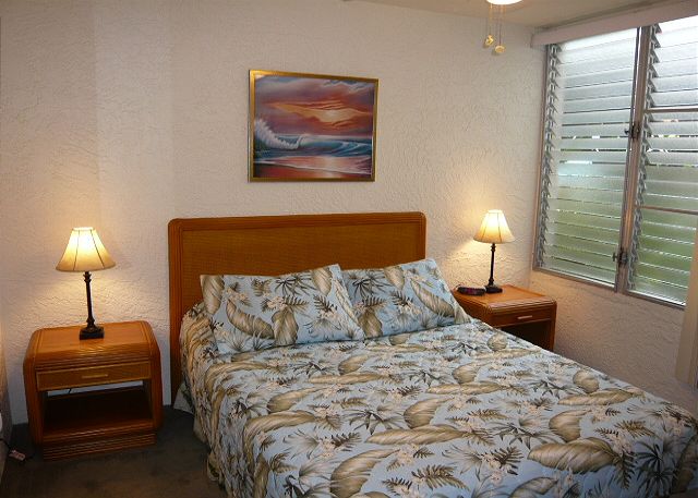 Queen Bed