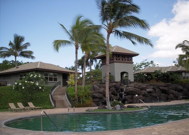 Mauna Lani pool is a short distrance from this townhouse.