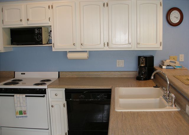 Fully equipped kitchen