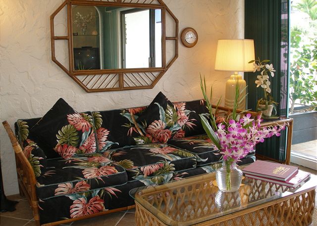 Tropical decor in the living room