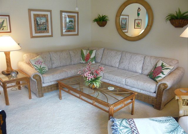 Very comfortable living room furnishings.