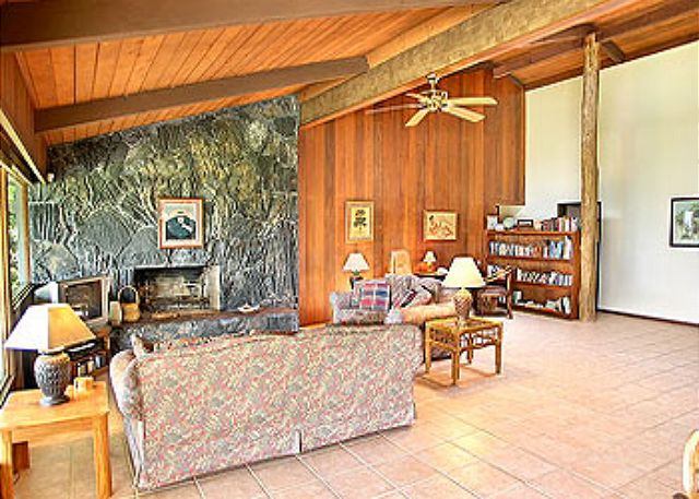 Large great room with plenty of room for a family gathering.