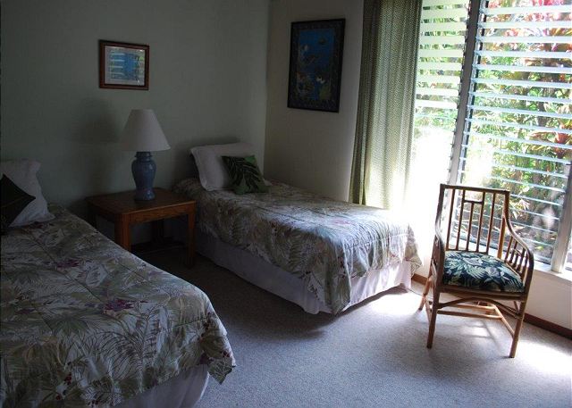 Bedroom 3 - twin beds