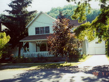 Empire Lodge