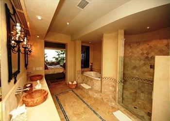 Master Suite Bath