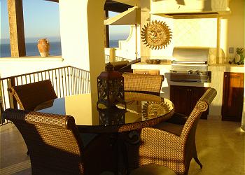 The villa has 750 square feet of outdoor space.