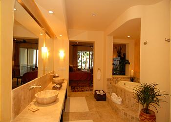 Soak in the one of the condo's two Jacuzzi tubs.