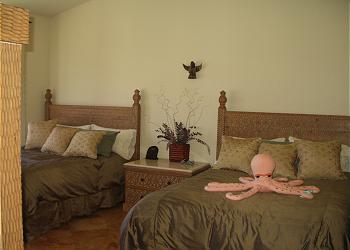 The second suite in Casa Los Angelitos with ocean view.