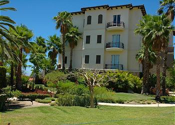 The D building of Las Estrellas in Punta Ballena has two condomi