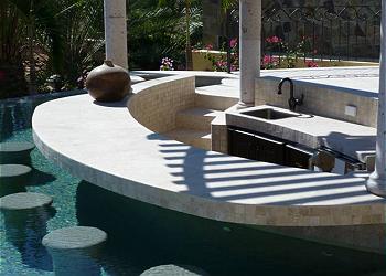 Swim up Bar
