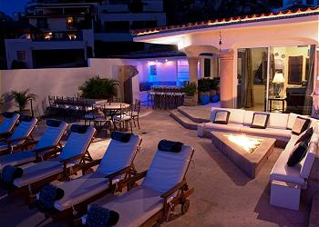 Terrace & Bar