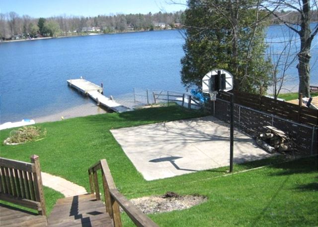 Chief Lake House Chief Lake House