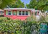 Welcome to adorable Castaway Cottage!