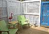 The front of the cottage has this private ouside seating area. Perfect to enjoy the sun and relax.