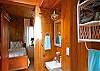 Bathroom/twin bedroom.