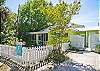 Welcome to Key Lime Parrot Cottage! Key Lime Parrot sits on corner of Jones Ave and 4th St. across the street from Memorial Park and 3 blocks from the beach!