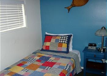 Twin Guest Room