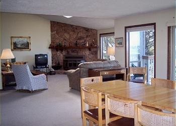 Dining area to living room