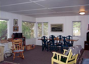 Great Room Living to Dining