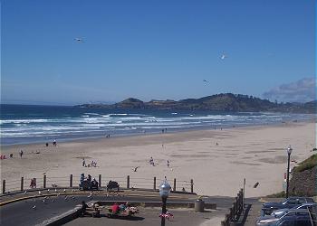 2 blocks from the beach!
