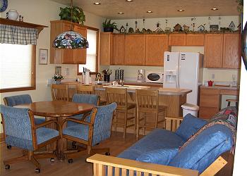 Dining to kitchen