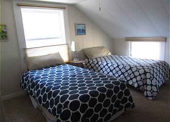 Hydrangea House Main Home Twin Room