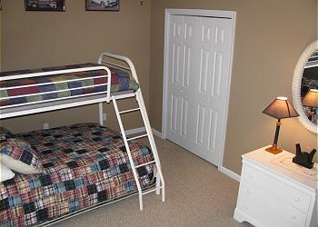 Pyramid Bunk Room